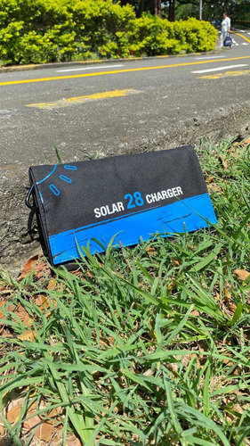 Panel Solar Carga Rápida De 28w - Incluye 3 Puestos Usb