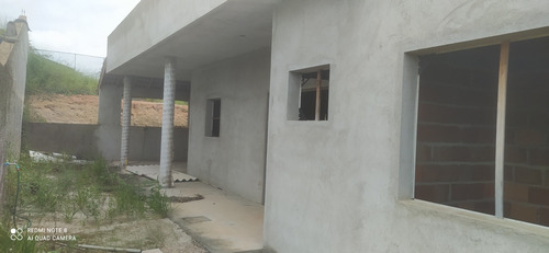 Casa Em Construção - Fase Acabamento