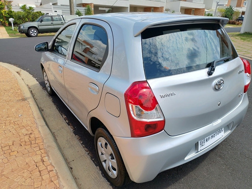 Toyota Etios 2015 1.3 16v X 5p