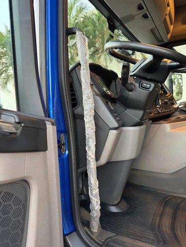 Scania P 360 Bitruck. Repasso Dívida
