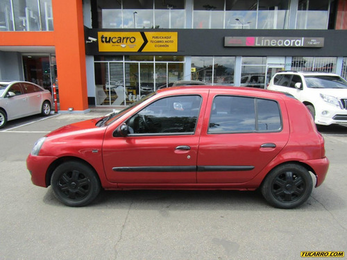Renault Clio Sedan