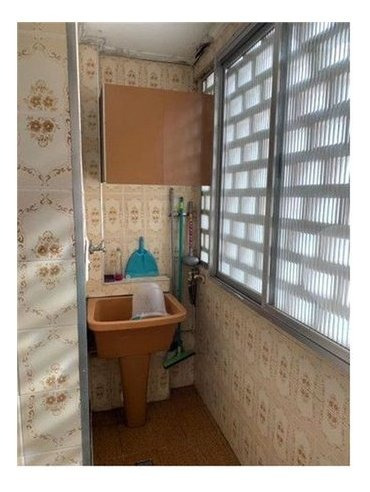 101 Dormitório, Sala, Quarto, 01 Banheiro, 01 Vaga, Área De Serviço. - 271-im549895
