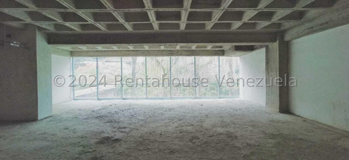 Comercial En Venta En Los Naranjos Del Cafetal Mls #24-19674 Yosmil Carrero