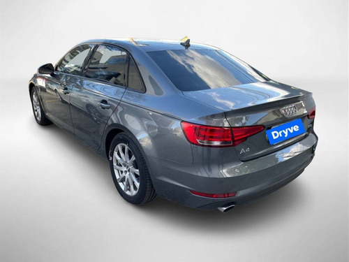 Imagem 4 de 12 de Audi A4 Attraction 2.0 Tfsi Stronic