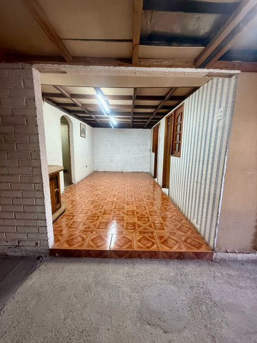 Remate! Casa De 106m2 Cercana A Metro Sotero Del Río