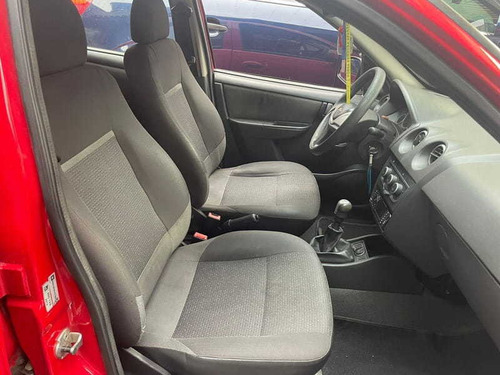 Imagem 8 de 9 de Chevrolet Celta Lt 1.0 Vhce 8v Flexpower 4p Mec. 2013