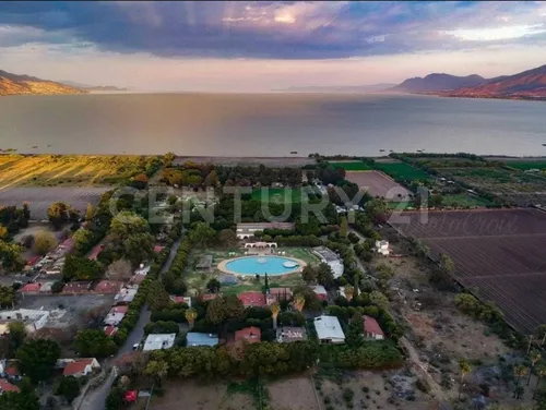 Bungalow En Club Roca Azul, Jocotepec. Jal.
