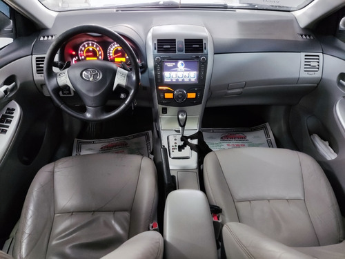 Imagem 8 de 15 de Toyota Corolla 2.0 Xei Aut. Prata 2013 Flex