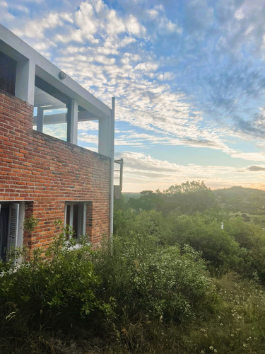 Venta Casa 2 Dormitorios Villa Serrana Frente Lago