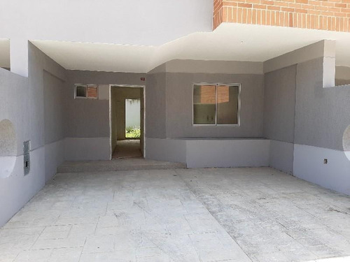 Imagen 7 de 15 de Town House En Venta En Res. Santa Cruz Cod: Inth-039