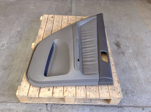 Tapa De Puerta Trasera Izquierda Toyota Camry Mod: 02-04