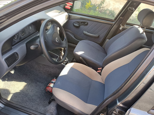 Imagem 7 de 9 de Fiat