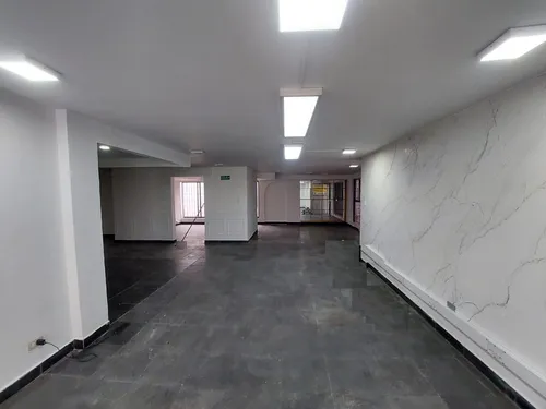 Arriendo Local En Patio Bonito
