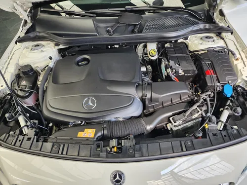 Mercedes-Benz Clase GLA 2.0 250 Cgi Sport Sin Techo At