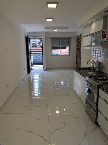 Imagen 2 de 14 de Ph Tipo Casa 2 Ambientes Villa Luro