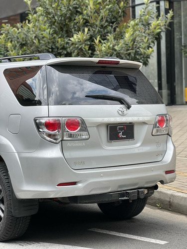 Toyota Fortuner 2.7l 4x4