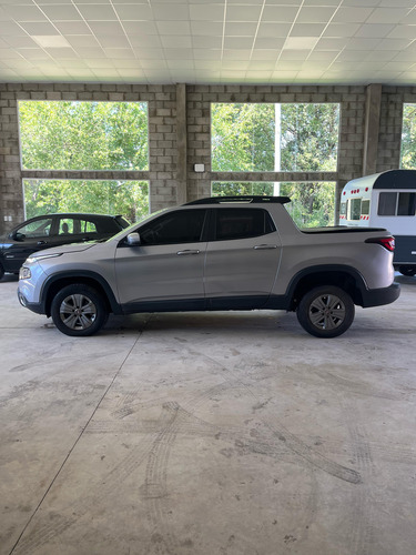 Fiat Toro 1.8 Freedom 4X2 At