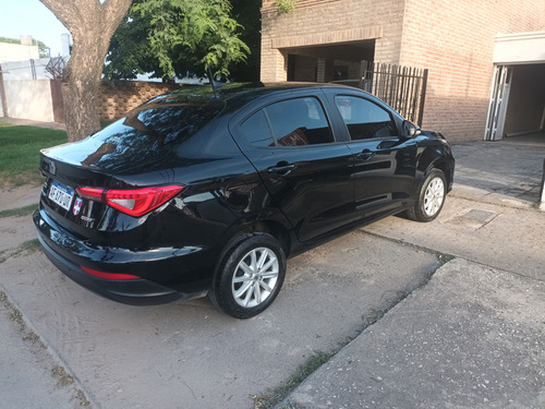 Fiat Cronos 1.3 Drive Mt