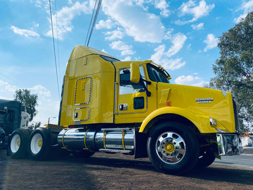 Tractocamión Kenworth T800 2012