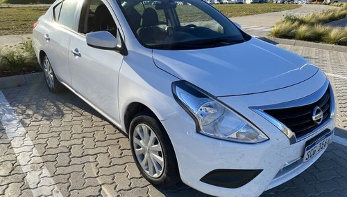 Nissan Versa Advance M/t 1.6 2017