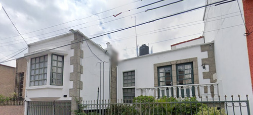 Se Vende Casa En,,periodista!!!benito Juárez....excelente Ubicación!!!!!remates Hipotecarios ......