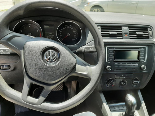 Imagen 13 de 14 de Volkswagen Jetta 2018 2.0 Tiptronic At