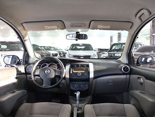 Nissan Livina 1.8 Sl 4p Flex Aut