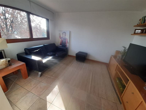 Imagen 21 de 27 de Casa En Venta De 4 Dorm. En Las Condes