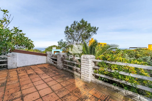 Casa En Primera Linea Al Mar, Bahía Del Pinar - Ref : Pbi12502