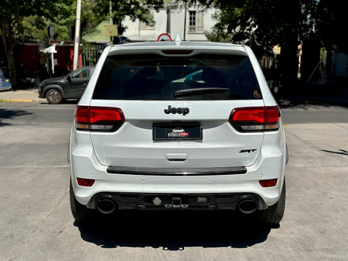 Jeep Grand Cherokee Srt8