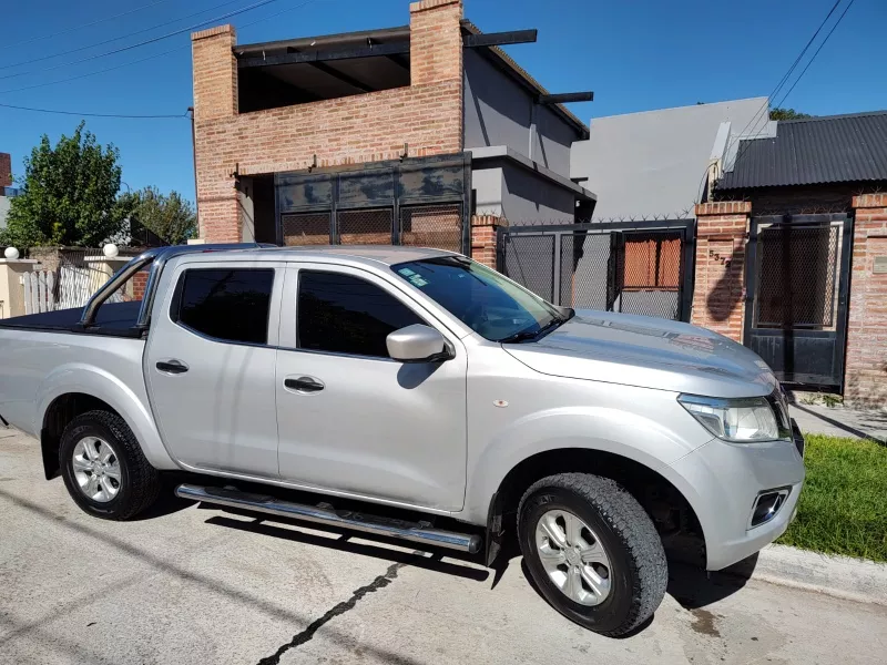 Nissan Frontier Se Plus 2.3 Cd 4x2