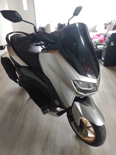 Nmax Connected