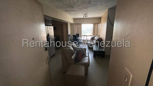 Apartamento En Venta, Catia Mls #25-17315