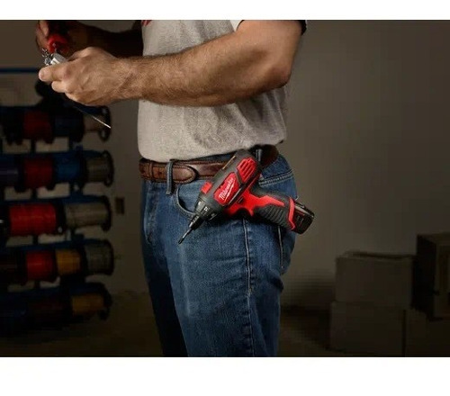 Destornillador inalámbrico Milwaukee M12 2401-20 rojo