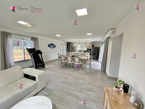 Casa En Venta 3 Dormitorios 2 Baños 1 En Suite En Chacras Del Pinar