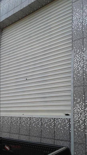 Sala Comercial No Campo Grande Com 25m² E 1 Banheiro (j) - Sa0039