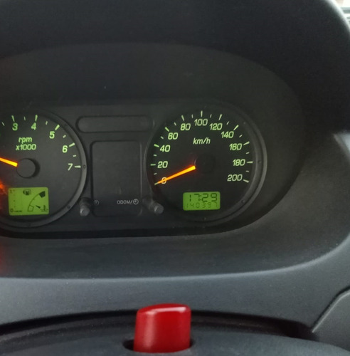 Ford Fiesta Max 1.6 Ambiente