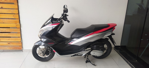 Imagem 1 de 9 de Honda Pcx 150 Sport 2018 Tebi Motos