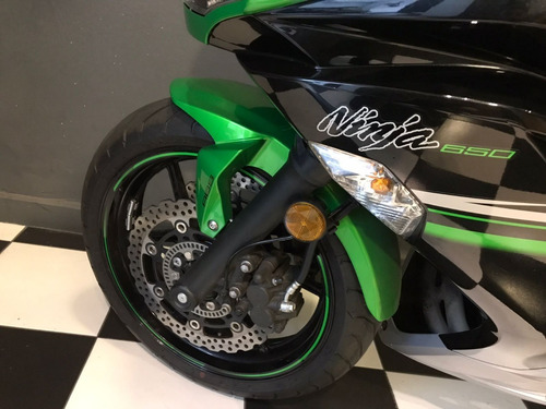 Imagen 12 de 15 de Kawasaki Ninja 650 Recibo Royal Enfield 650 Benelli Trk 502