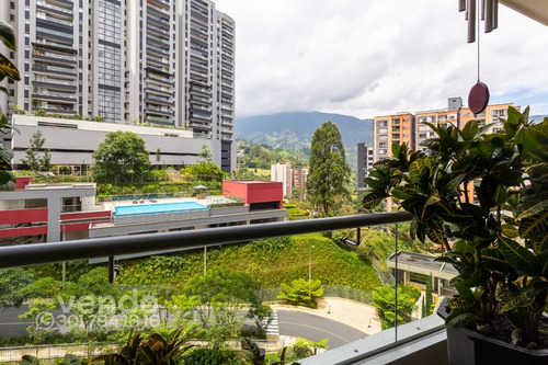 Imagen 4 de 16 de Cómodo Apartamento En Loma De Las Brujas Envigado