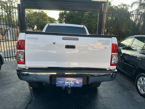 Toyota Hilux 2.7 Srv Cab. Dupla 4x4 Flex Aut. 4p