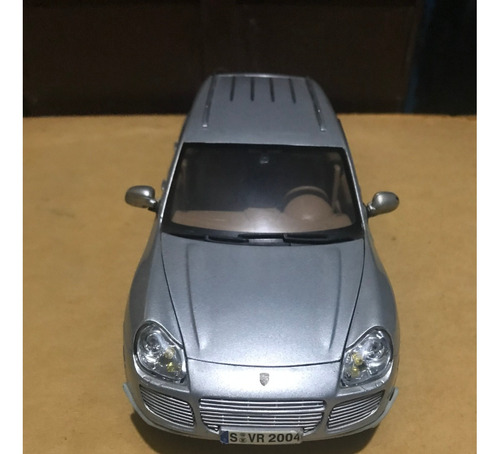 Porche Cayenne A Escala 1:18