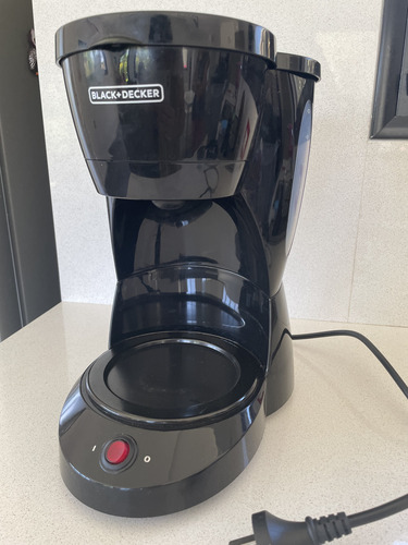 Cafetera Black & Decker Cm0941 (sin Jarra) Negro (Usado)