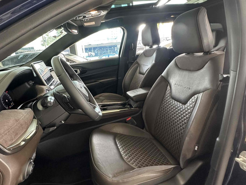 Jeep Commander 1.3 T270 TURBO FLEX OVERLAND AT6