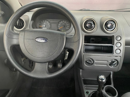Imagem 7 de 8 de Ford Fiesta Sedan 1.0 Personalité