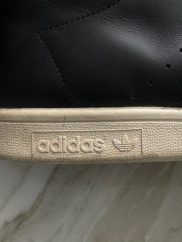 Botita Zapatilla Adidas Hombre (Usado)