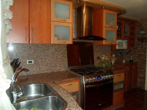 Imagen 6 de 16 de Livy Ramirez Vende Casa En Los Teques Mls #22-24147