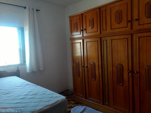 Imagem 5 de 9 de Sobrado Amplo ! Casa Verde , Repleto De Armários - St13652