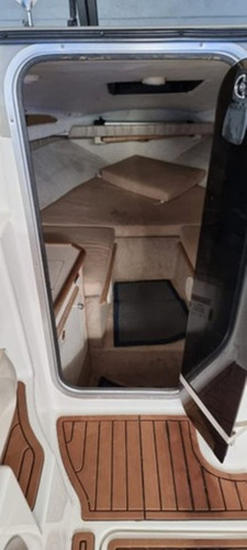 Imagem 2 de 9 de Lancha Bayliner 23 Pés