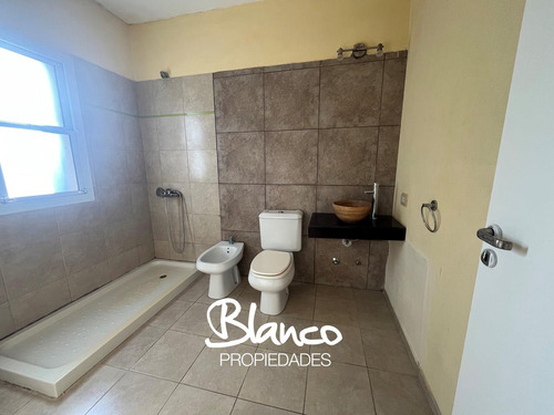 Casa En Alquiler En Roble Joven, Pilar, G.b.a. Zona Norte
